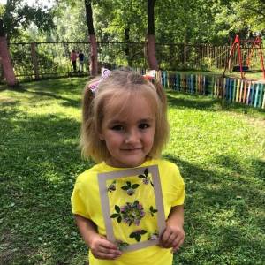 Детский мастер-класс по изготовлению панно на скотче из живых цветов «Цветочная фантазия»