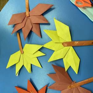 Мастер-класс по оригами «Кленовый листок»