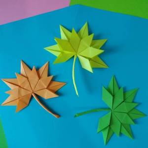 Мастер-класс по изготовлению поделки в технике оригами «Осенний кленовый листок»