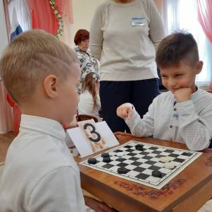 Фотоотчет «Шашечный турнир» для детей подготовительных групп