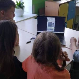 Фотоотчет о работе по программе «Верный путь» по профилактик ПАВ и правонарушений несовершеннолетних за октябрь