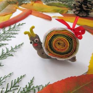 Мастер-класс по изготовлению поделки «Улитка» из осенних листьев, веточки, кружева и ленты