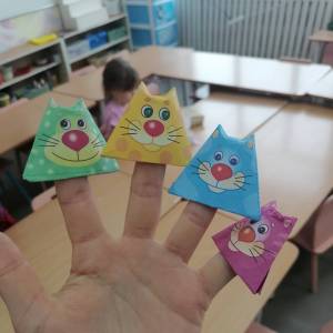 Мастер-класс «Котята на пальчик в технике оригами» для детей старшей группы по шаблонам с МAAM