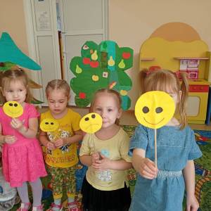 Конспект занятия по экологическому воспитанию «Эколята — друзья и защитники природы» в младшей группе