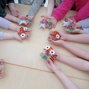 Мастер-класс поделки с использованием джута в средней группе «Талисман добра» для участников СВО