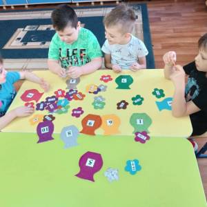 Дидактическая игра «Математический букет» для дошкольников