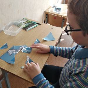 Конспект занятия «Пазлы простые и сложные» программы дополнительного образования «Логопедические игры»