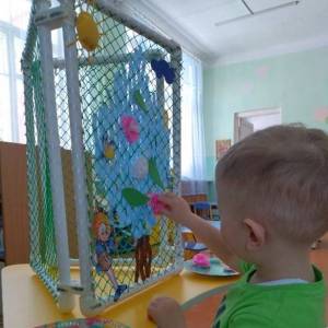 Игра на сетке-тренажере «Путешествие сказочных эколят по временам года»