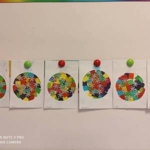 Мастер-класс для младшей группы по аппликации «Разноцветный шар»