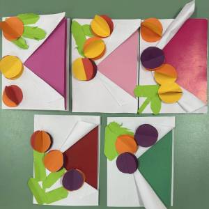 «Новогодняя поздравительная открытка». Конспект занятия по аппликации в старшей группе