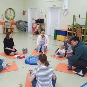 Фотоотчёт о встрече КМП «По тропинке мы шагаем — упражнения выполняем»