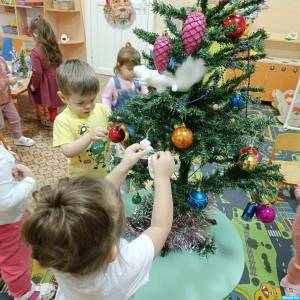 Конспект ОД по окружающему миру в первой младшей группе «Скоро новогодний праздник»