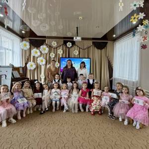 ��������� �� ��������� 8 ����� � ������� ������