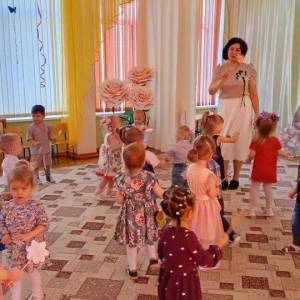 �������� ������������ ����������� � 8 ����� ������ � ������ � ������� � ������ ������� ��������