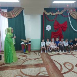 Сценарий праздника к 8 Марта «Шкатулка с желаниями мам» в старшей группе