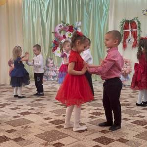 �������� ��������� � 8 ����� � ������� ������