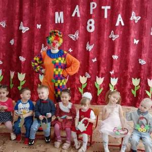 �������� ��������� 8 ����� � ������� �� ������ ������� ������