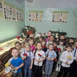 Фотоотчёт о посещении музея Боевой Славы детьми подготовительной группы «День Победы»