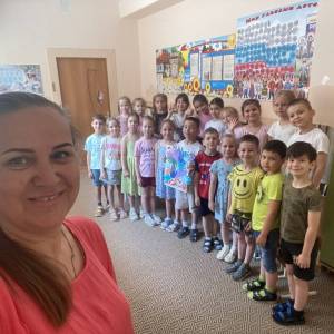 Фотоотчёт о коллективной аппликации в подготовительной группе «Дерево дружбы»