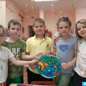 Фотоотчет «Неделя психологии «Путешествие по вселенной эмоций» в подготовительной группе»
