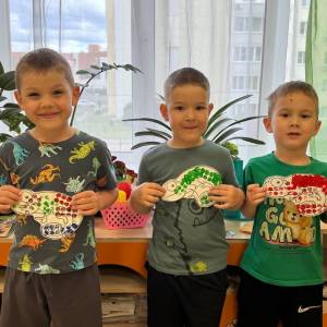 �������� ������� ���������� �� ��������� �������� �� LEGO � ������ 4�5 ���